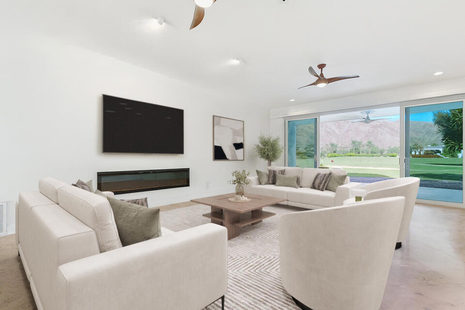 LQCC Lago La Quinta - Residential