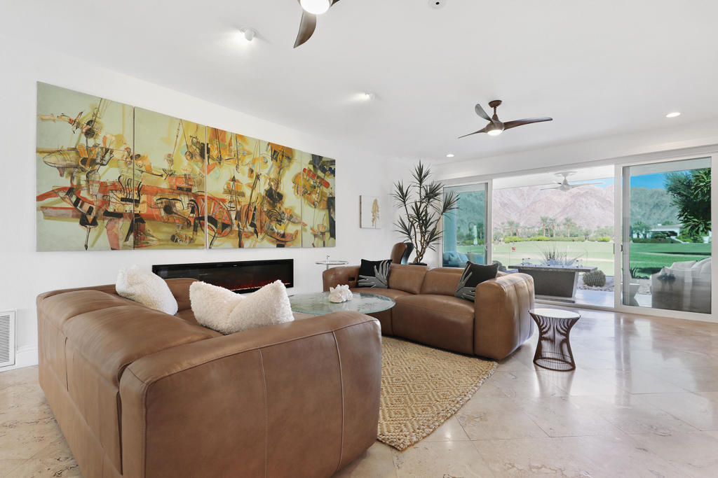 LQCC Lago La Quinta - Residential