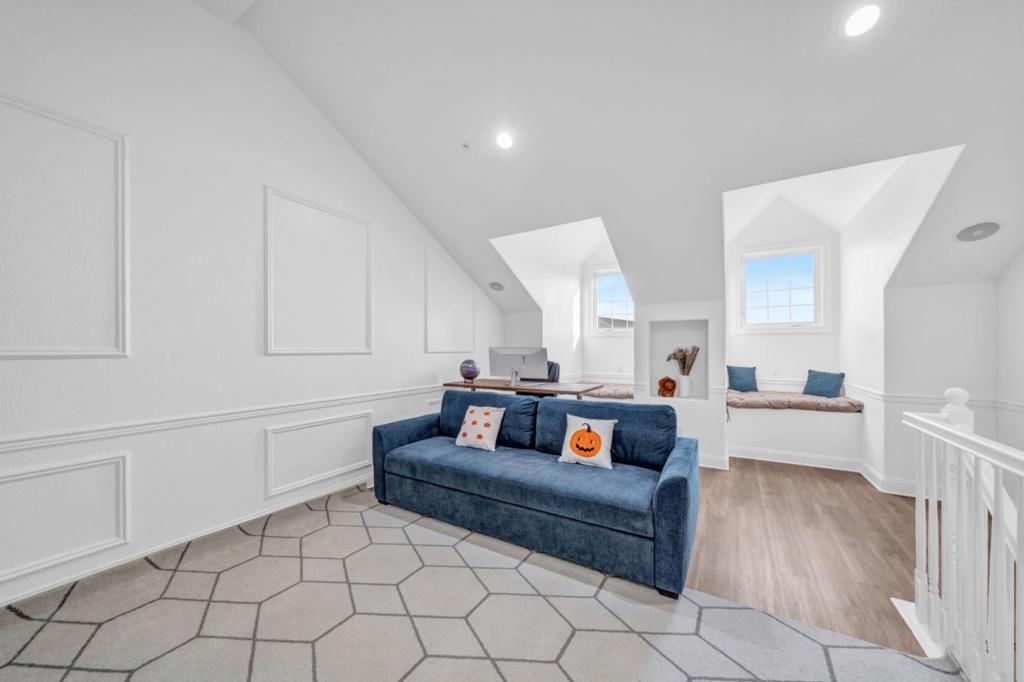 3784 Dunmore Lane