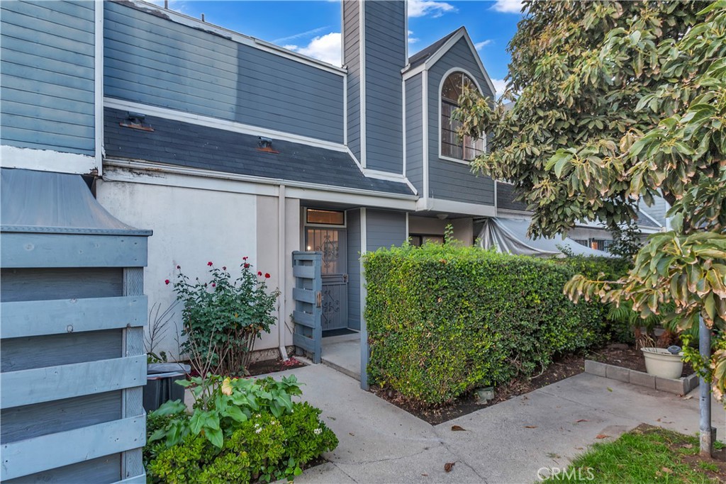 5915 Stafford Avenue K