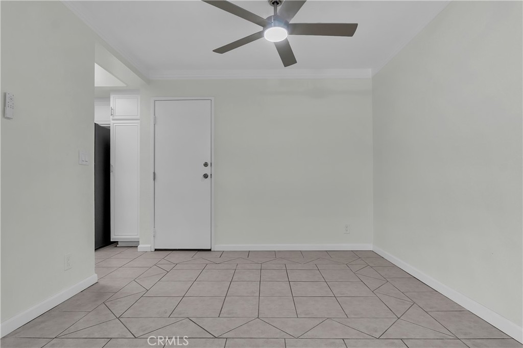 5915 Stafford Avenue K