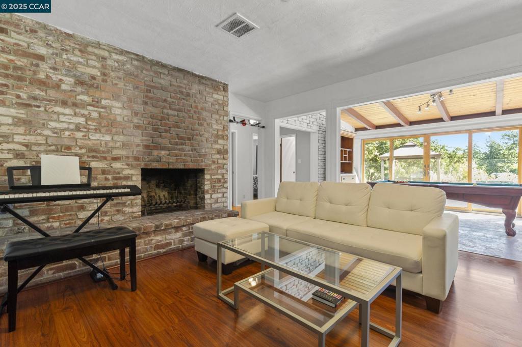 WALNUT CREEK - Residential