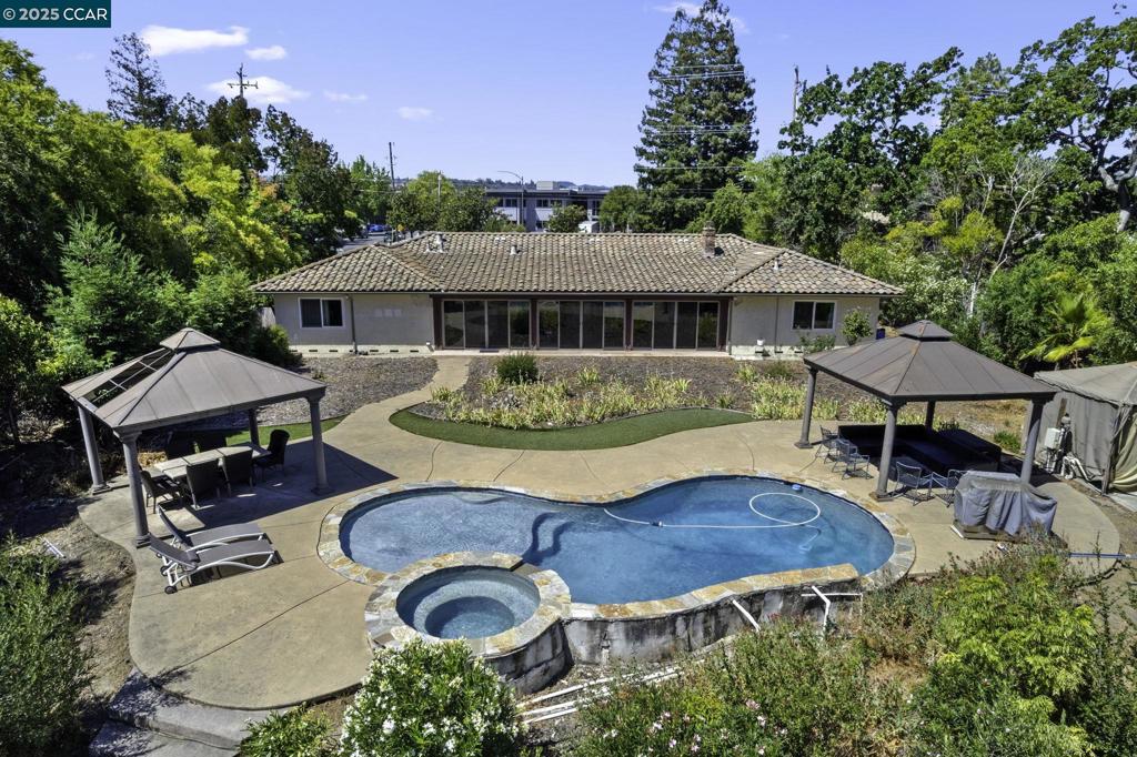 WALNUT CREEK - Residential