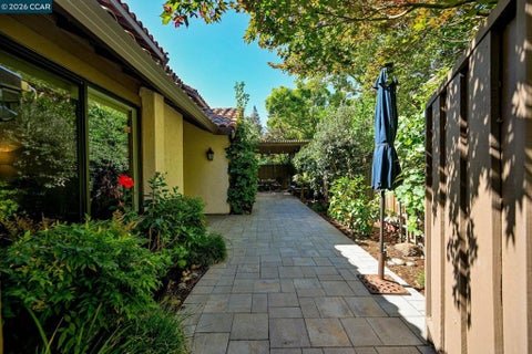 Photo of 336 Pimlico Dr Dr, Walnut Creek, CA 94597 (MLS # 41140182)