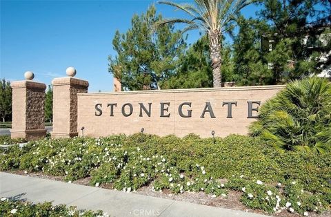 67 Kempton Irvine CA 92620