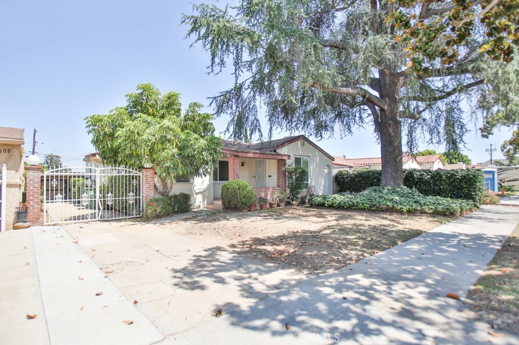 1012 S Sierra Vista Avenue