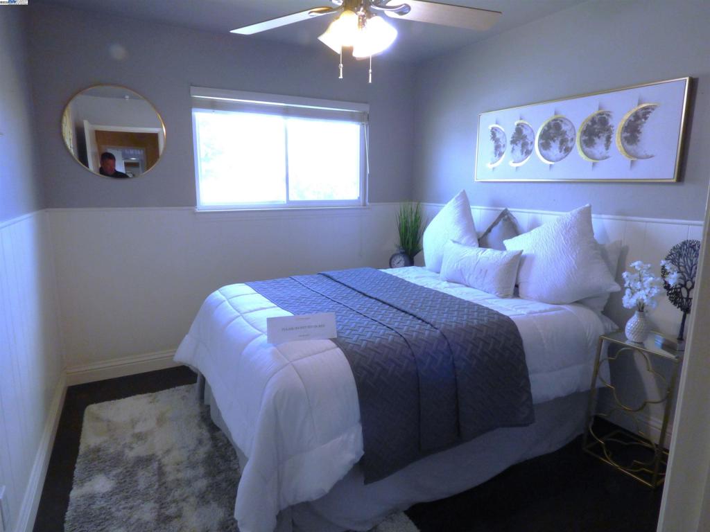 PLEASANTON VALLY - Residential