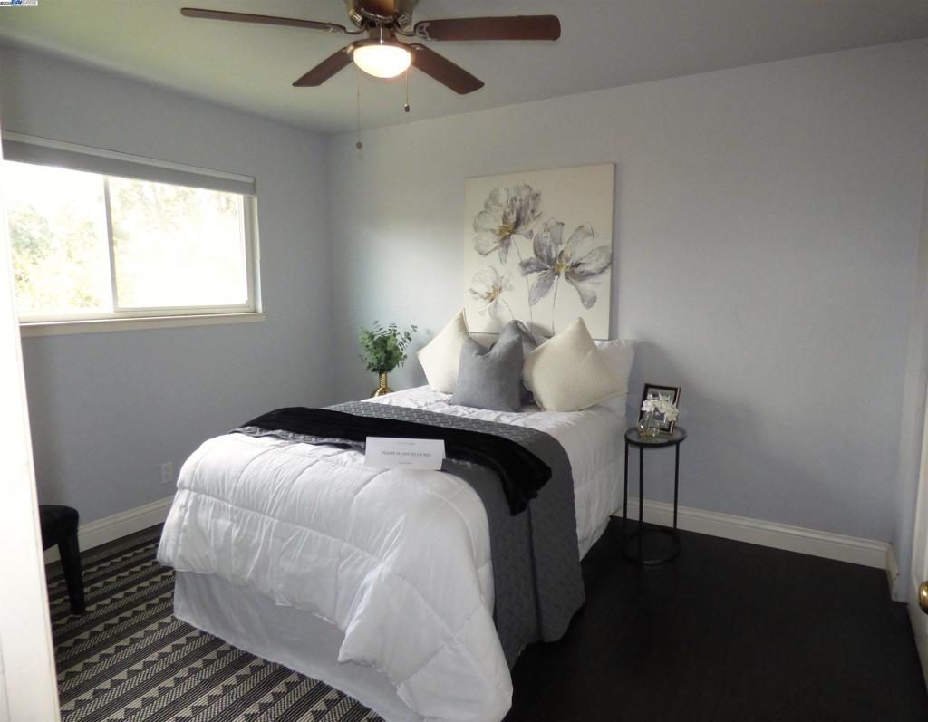 PLEASANTON VALLY - Residential