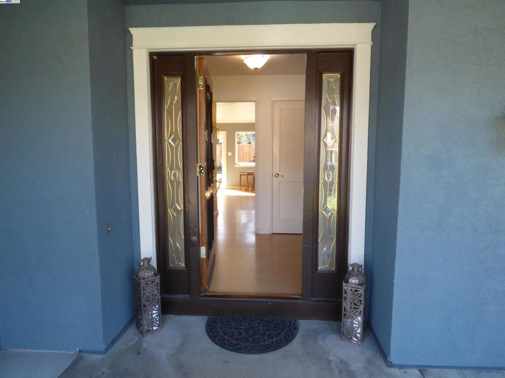 PLEASANTON VALLY - Residential