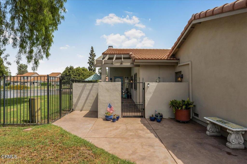 1691 Pierside Lane