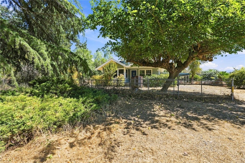 30764 Ave 176
