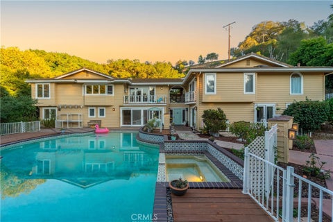 Photo of 2923 Nuestra LN, Fallbrook, CA 92028 (MLS # SW26141340)