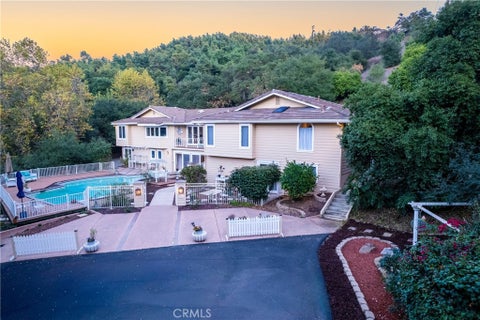 Photo of 2923 Nuestra LN, Fallbrook, CA 92028 (MLS # SW26141340)