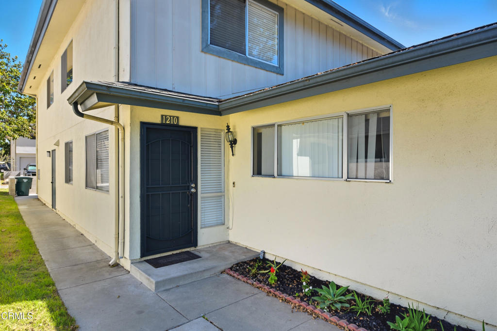 1210 Carlsbad Place