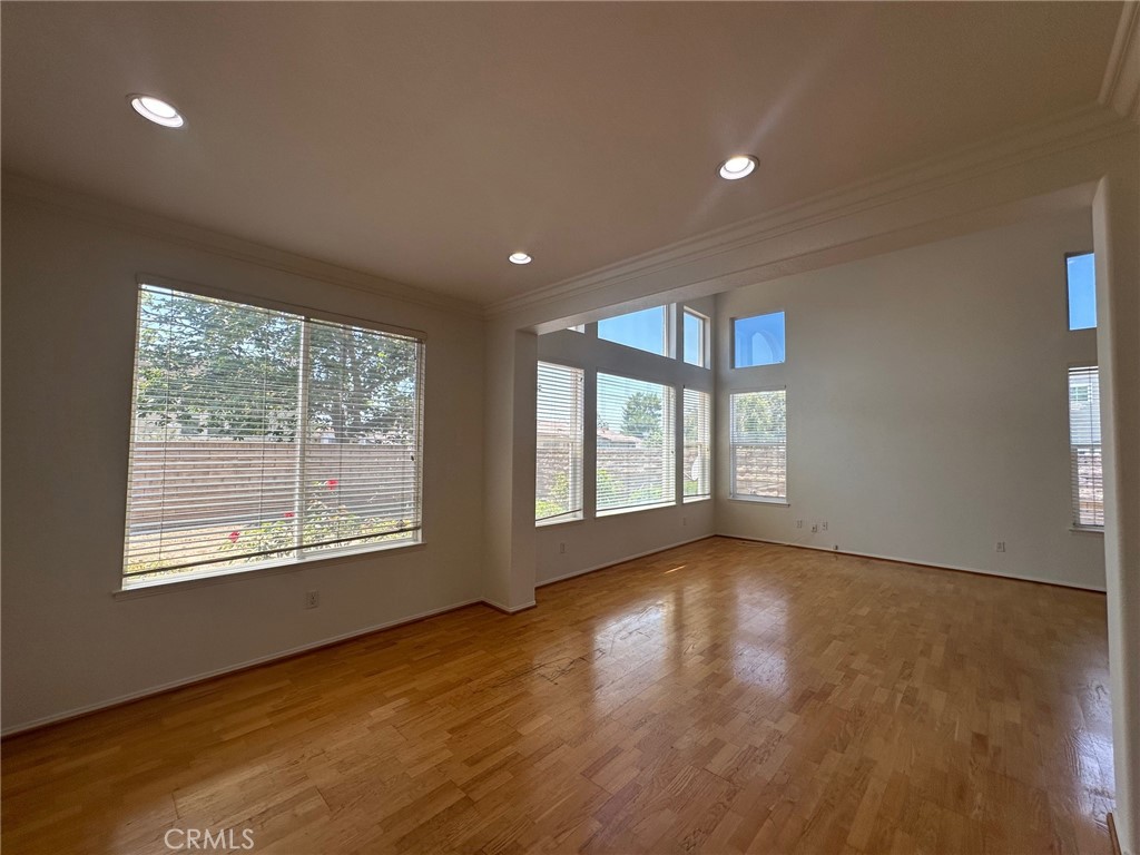 Verdigris (614) - Residential Lease