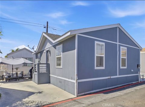 Photo of 19548 E Cypress St St #27, Covina, CA 91724 (MLS # IG26064783)