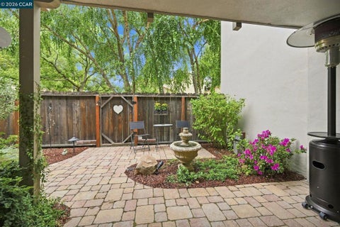 Photo of 1463 Via Loma, Walnut Creek, CA 94598 (MLS # 41146718)