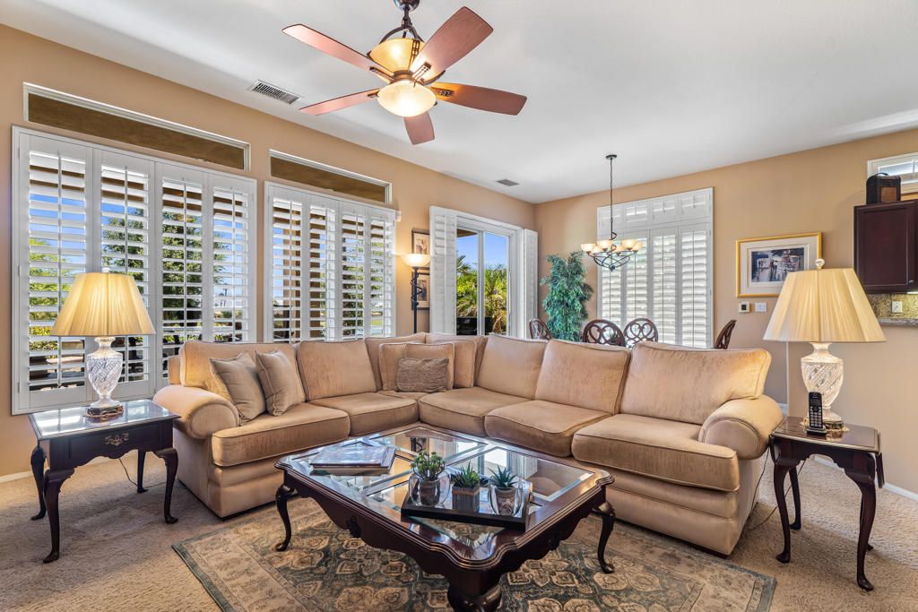 listing image 130724629252876251157