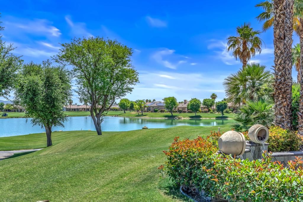 listing image 130722711435202465344
