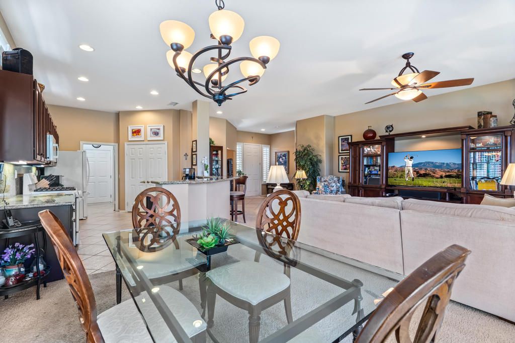 listing image 130728453205379589155