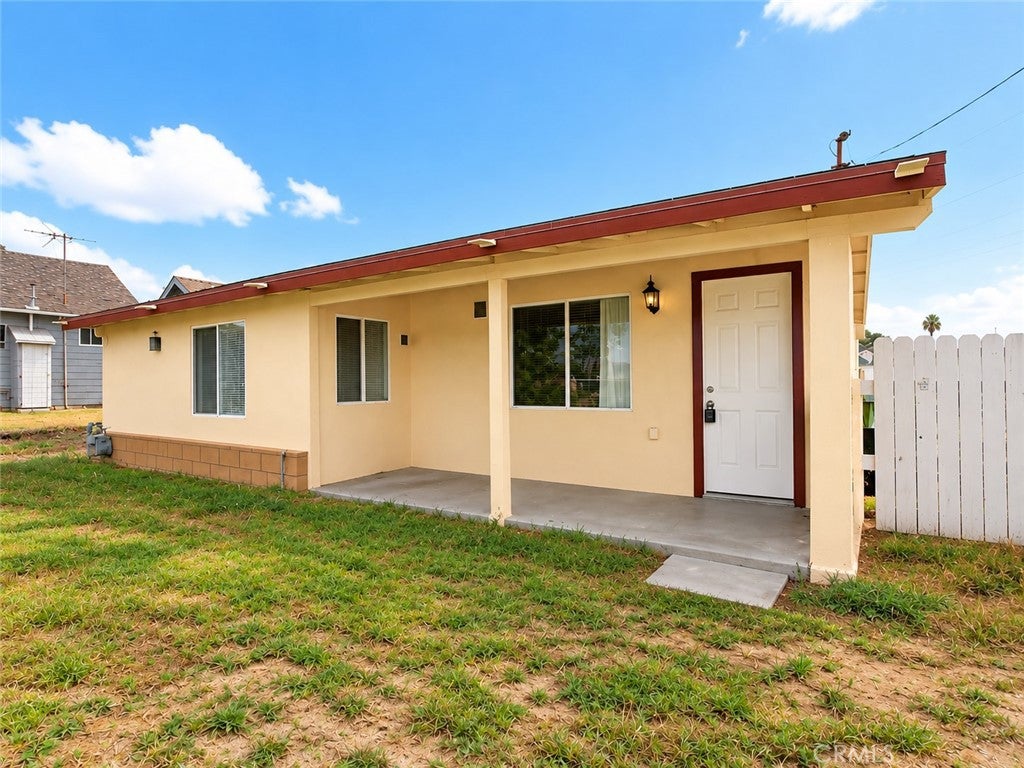 10878 Crowther Lane