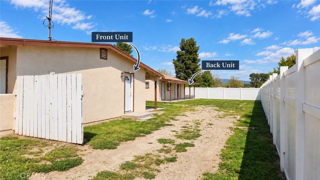 10878 Crowther Lane