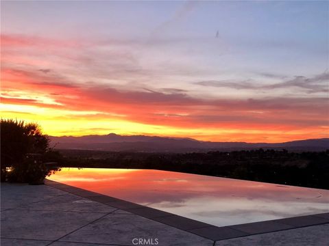 Photo of 24525 Desert, Newhall, CA 91321 (MLS # SR26044632)