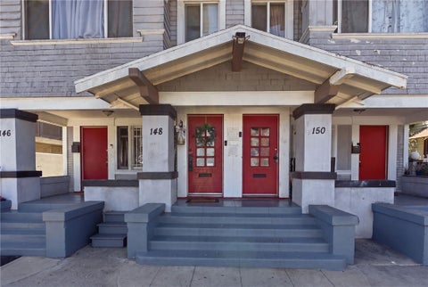 Photo of 146 W Vernon Ave, Los Angeles, CA 90037 (MLS # DW26213548)