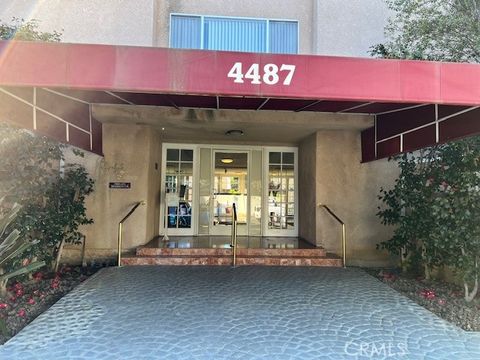 4487 Colbath Sherman Oaks CA 91423
