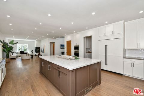 Tiny photo for 29677 Mulholland Highway, Agoura Hills, CA 91301 (MLS # 25559951)