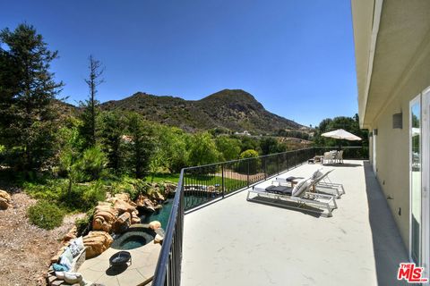 Tiny photo for 29677 Mulholland Highway, Agoura Hills, CA 91301 (MLS # 25559951)