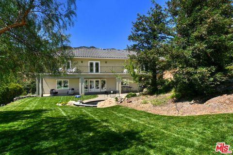 Tiny photo for 29677 Mulholland Highway, Agoura Hills, CA 91301 (MLS # 25559951)