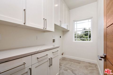 Tiny photo for 29677 Mulholland Highway, Agoura Hills, CA 91301 (MLS # 25559951)