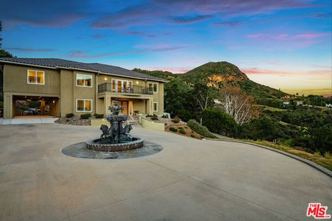 Tiny photo for 29677 Mulholland Highway, Agoura Hills, CA 91301 (MLS # 25559951)