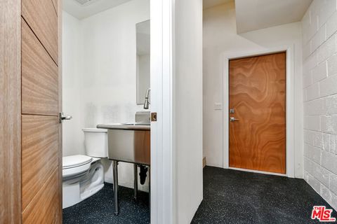 Tiny photo for 29677 Mulholland Highway, Agoura Hills, CA 91301 (MLS # 25559951)