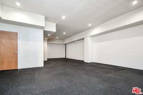 Tiny photo for 29677 Mulholland Highway, Agoura Hills, CA 91301 (MLS # 25559951)