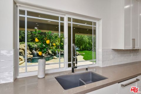 Tiny photo for 29677 Mulholland Highway, Agoura Hills, CA 91301 (MLS # 25559951)