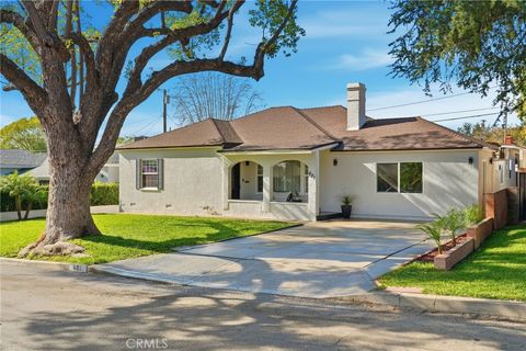 Photo of 621 Roselli Street, Burbank, CA 91501 (MLS # BB26018703)
