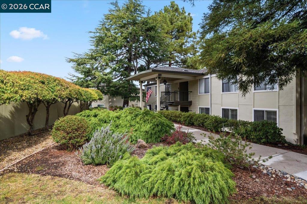 3112 3112 Ptarmigan Dr 4