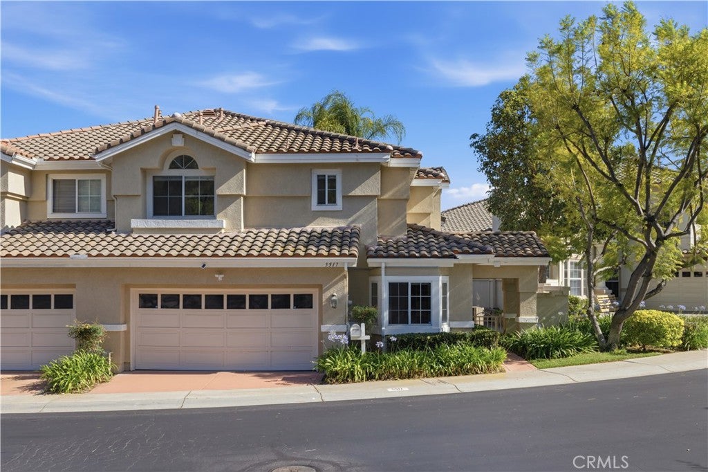 5517 Patricia WAY