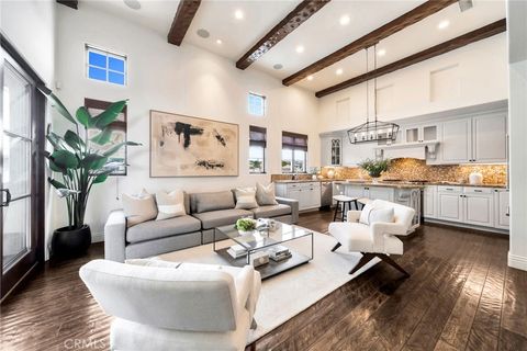 430 1/2 Heliotrope Avenue Corona Del Mar CA 92625