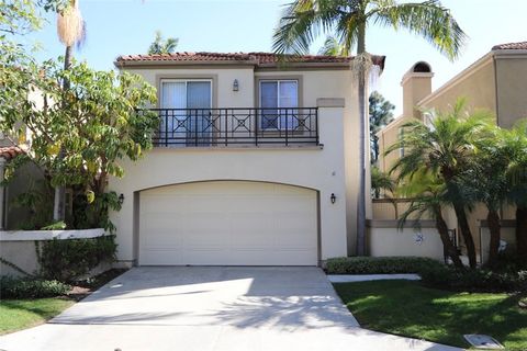 28 Hawaii Aliso Viejo CA 92656