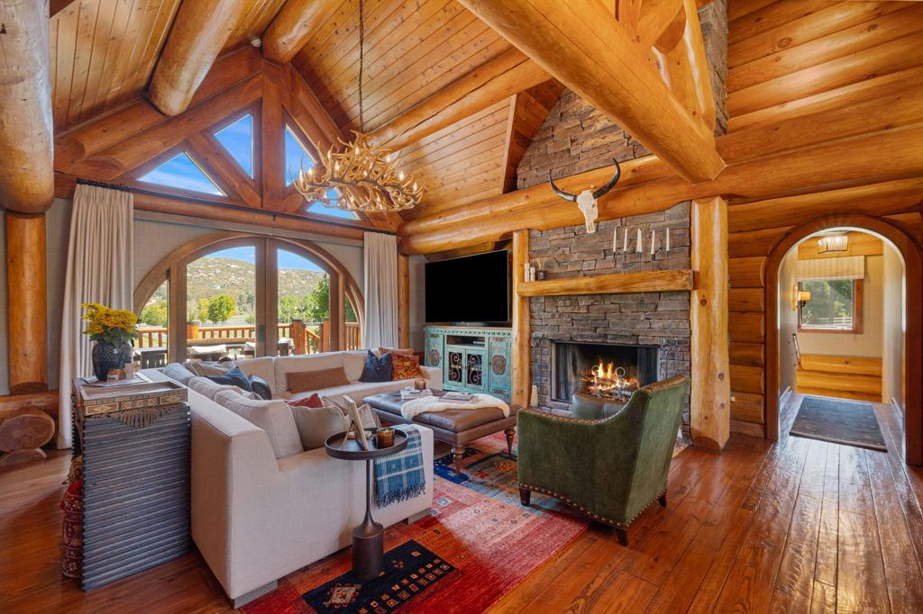 Garner Valley - Residential