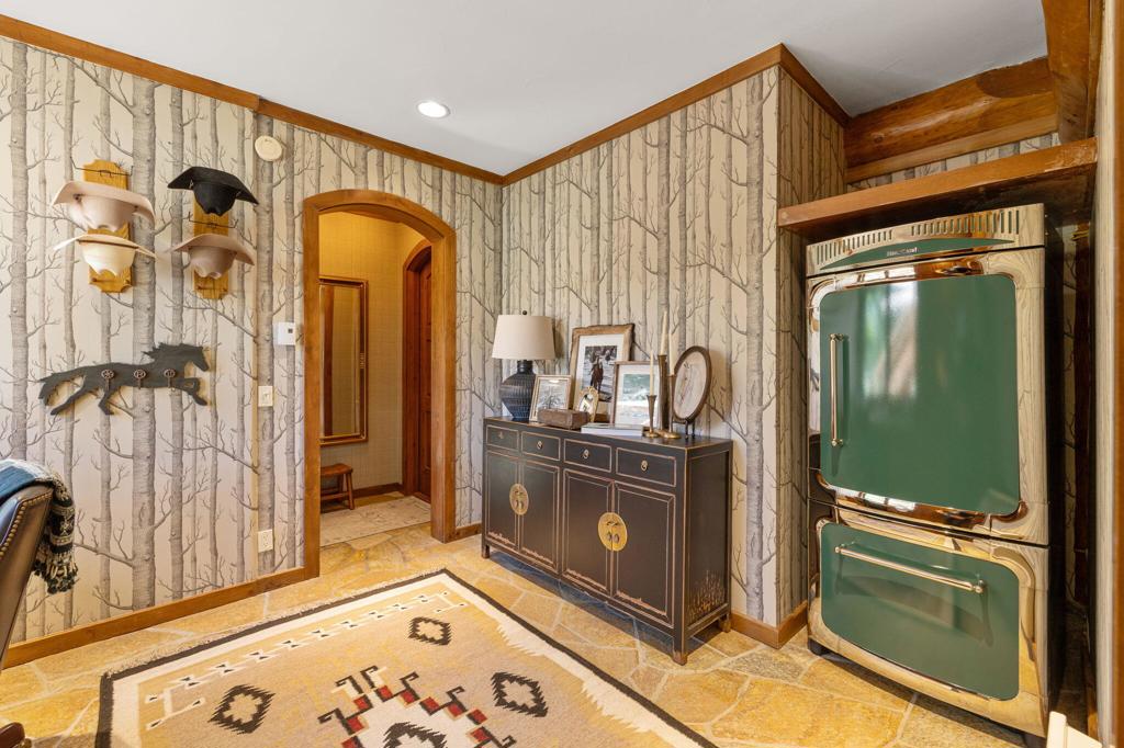 Garner Valley - Residential