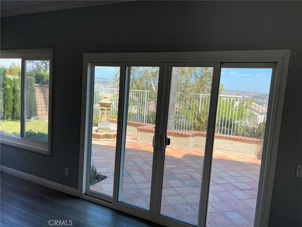543 S Eveningsong Lane