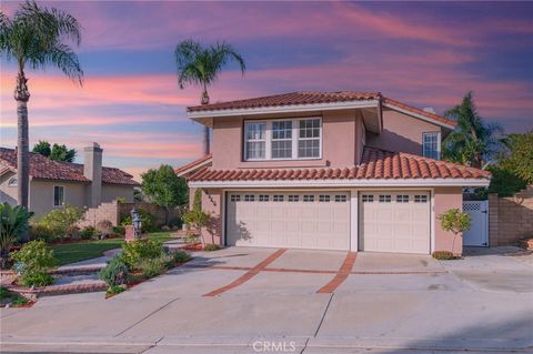 Photo of 5565 Camino Famosa, Yorba Linda, CA 92887 (MLS # OC26002274)