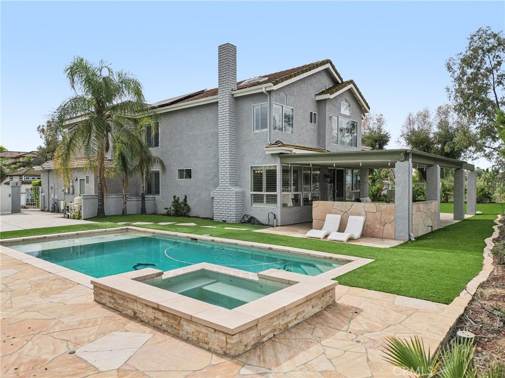 Photo of 901 Clearwood Avenue, Riverside, CA 92506 (MLS # IG25265843)