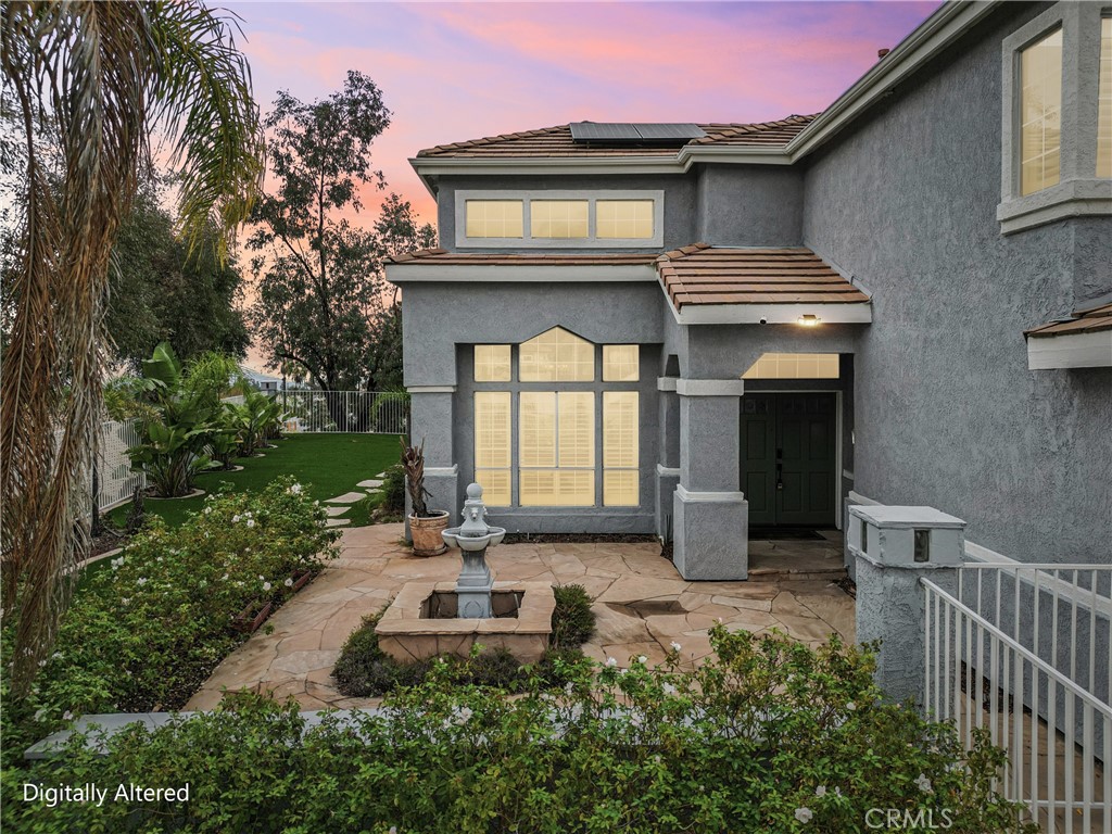 901 Clearwood Avenue