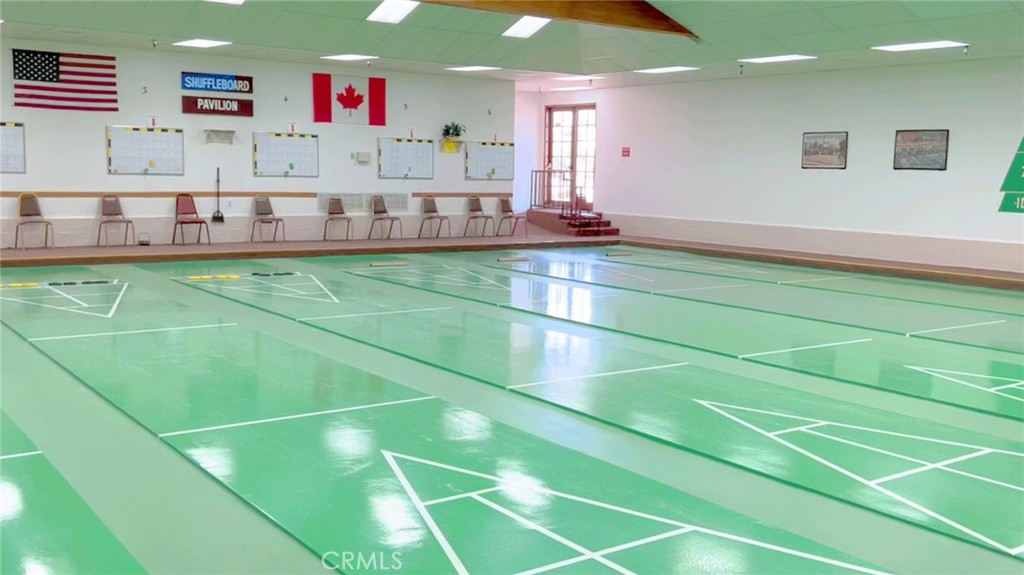 Desert Shadows RV Resort (33619) - Manufactured In Park