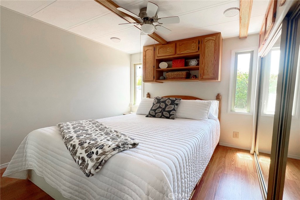 Desert Shadows RV Resort (33619) - Manufactured In Park